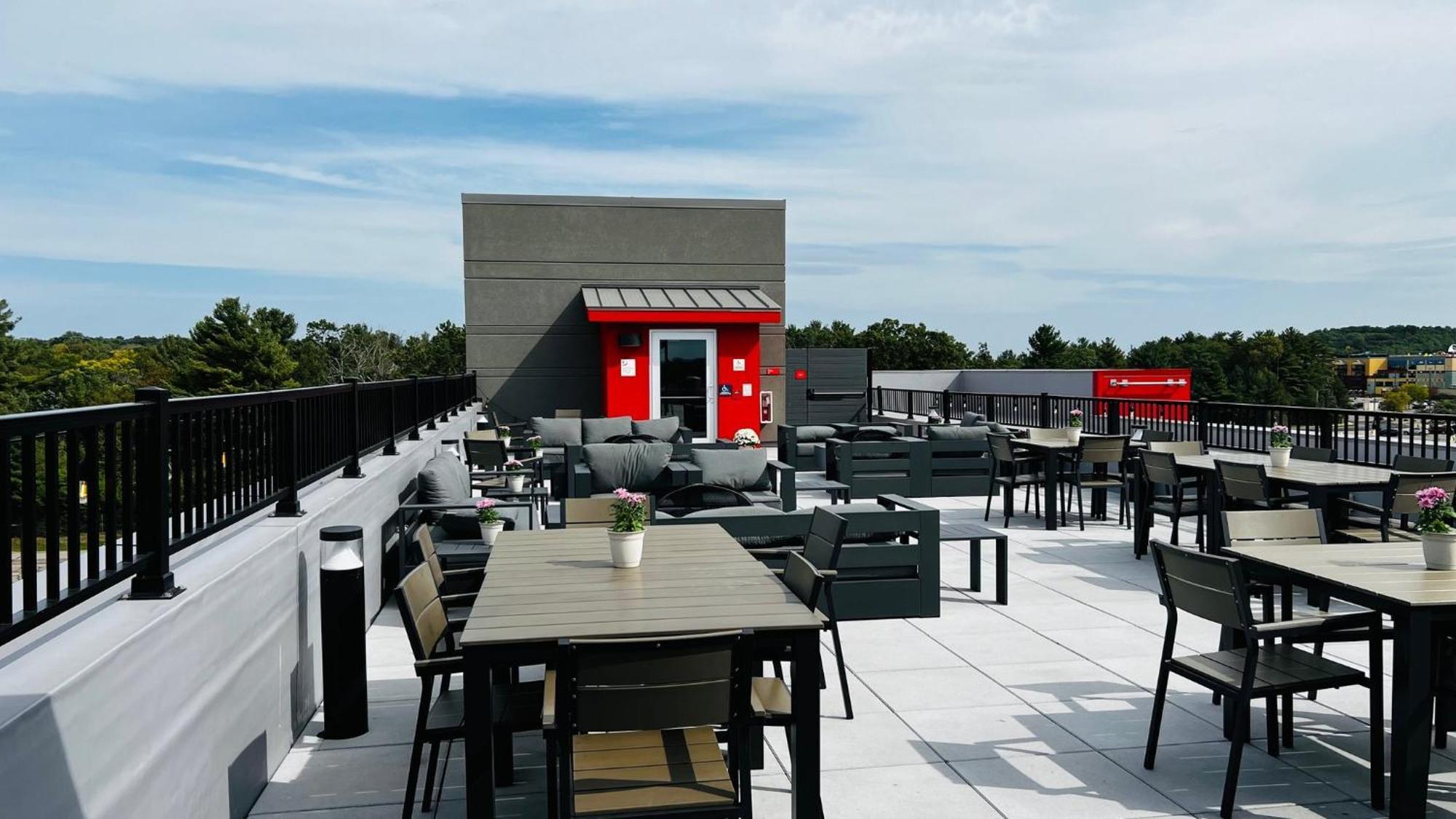 Avid Hotel Wisconsin Dells Lake Delton By Ihg Exterior photo